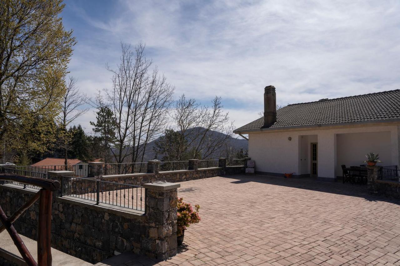 028 - Agriturismo "Il Boschetto" Con Piscina, Pace E Natura - Camera Familiare Cavizzano Exteriér fotografie